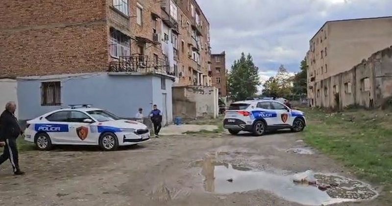 “E tallnin, i thonin fshatare”, vajza 14-vjeçare hidhet nga kati i tretë i pallatit