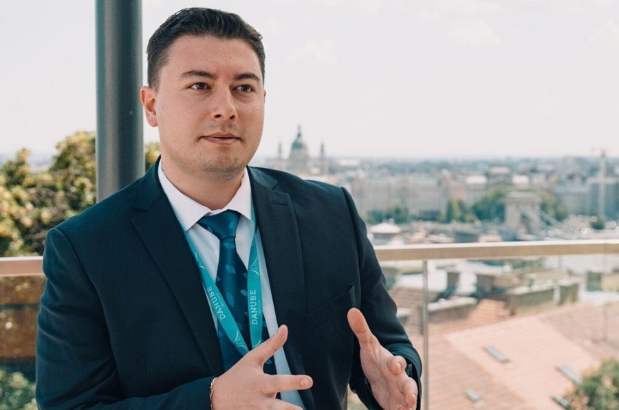 ‘Ekonomia shqiptare në rënie’/ Kedhi: Guvernatori përsërit propagandën e qeverisë, jo realitetin ekonomik