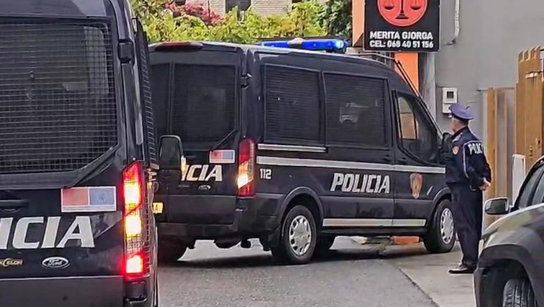 (EMRAT) Të dënuar nga GJKKO për kultivim të narkotikëve, arrestohen në Vlorë dy persona