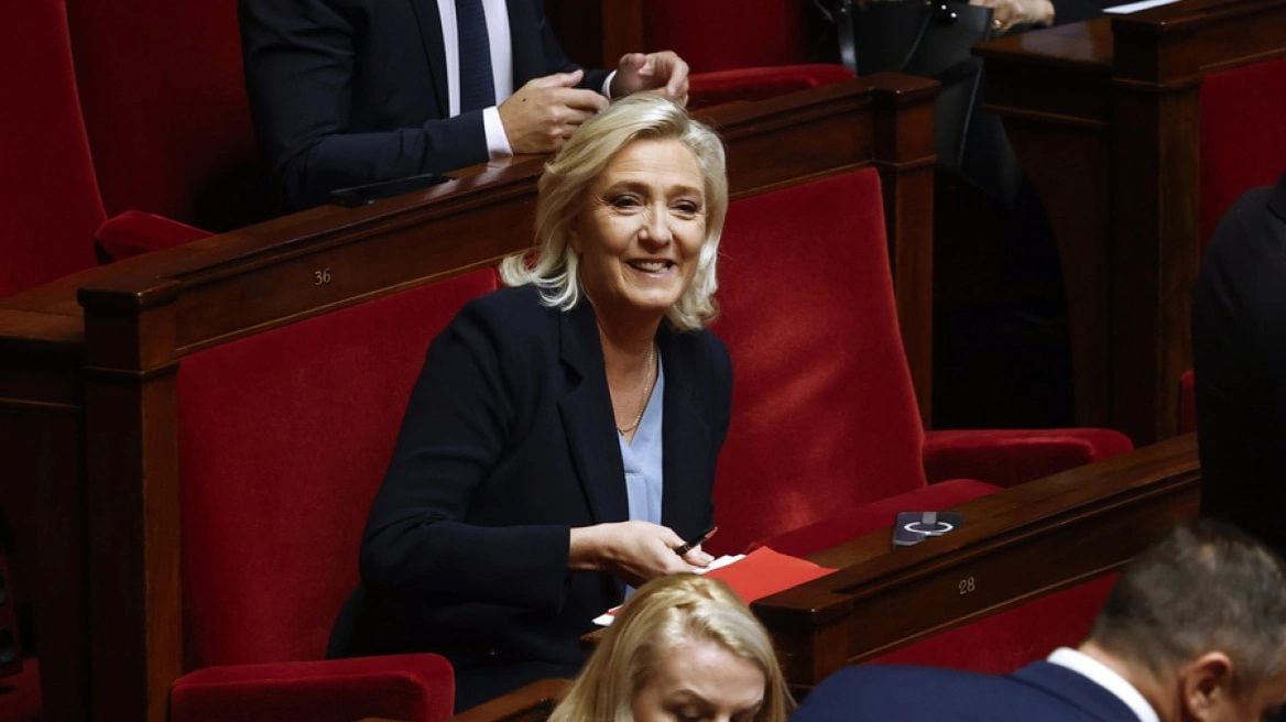 Fitore simbolike për ekstremit e djathtë të Le Pen, Asambleja franceze voton për herë të parë pro një propozimi nga partia e saj