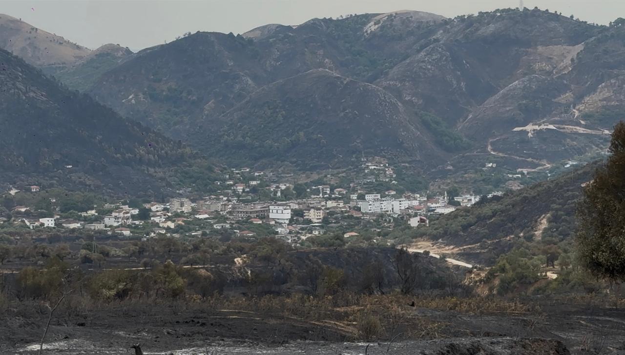 Flakët që përvëluan vendin: Delvina, Finiqi dhe Konispoli llogarisin dëmet