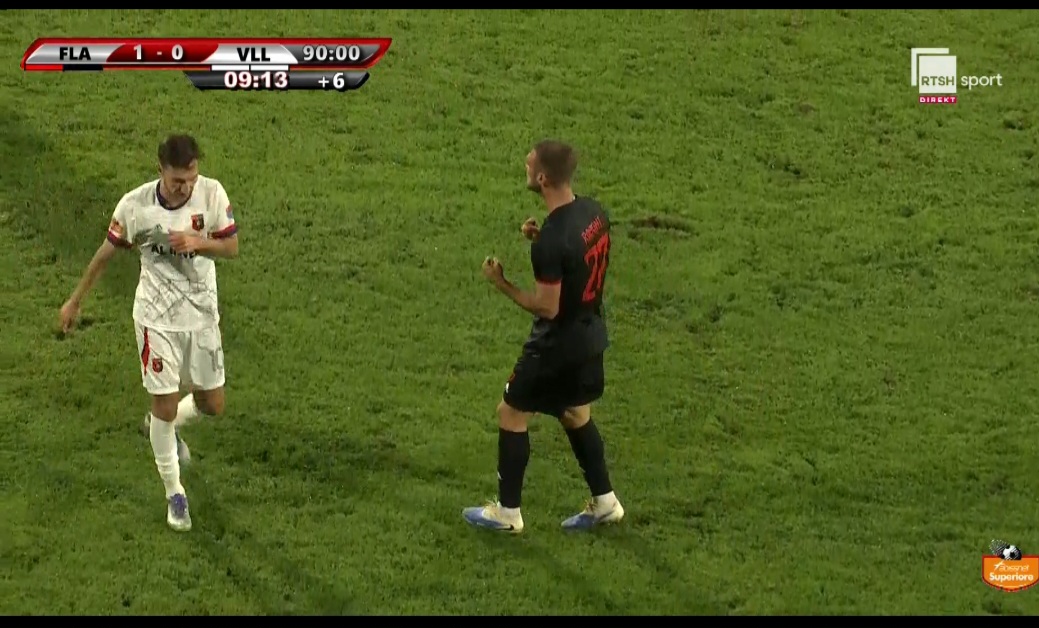 Flamurtari merr fitoren me “truket e errëta” me Vllazninë, vjen e para në kampionat kundër vendit të parë në Superiore