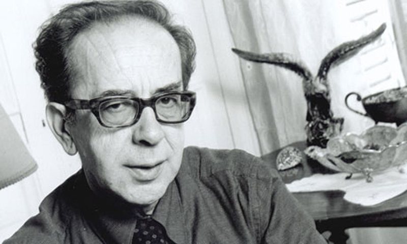 Franca nderon Ismail Kadarenë: Spiropali – “Parisi i tha faleminderit luftëtarit të paepur të Shqipërisë Europiane”