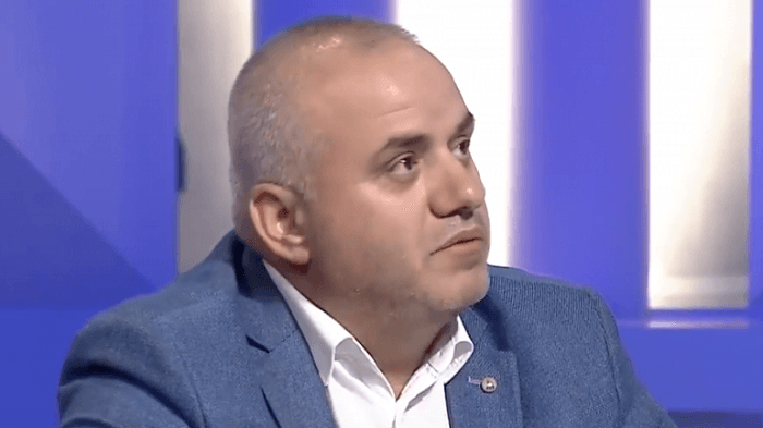 Gazetari Hoxha: Ervis Martinajn e kanë vr*rë, u bë një aleancë dhe trupin…