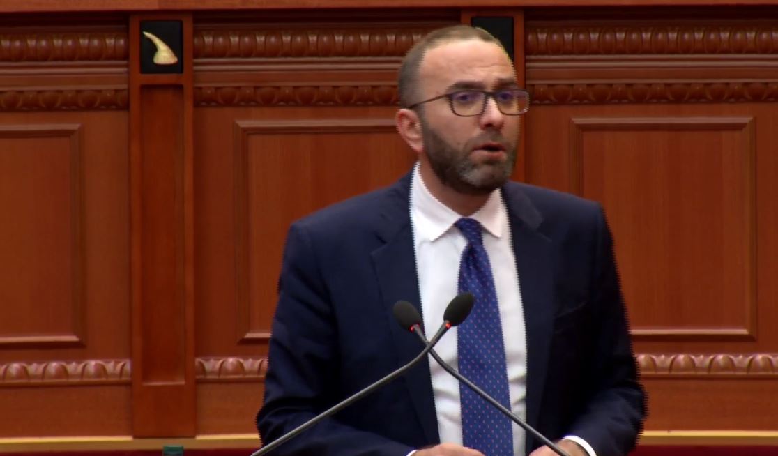 Gazment Bardhi kandidat për Bashkinë e Tiranës? Ja si përgjigjet Xhelal Mziu!