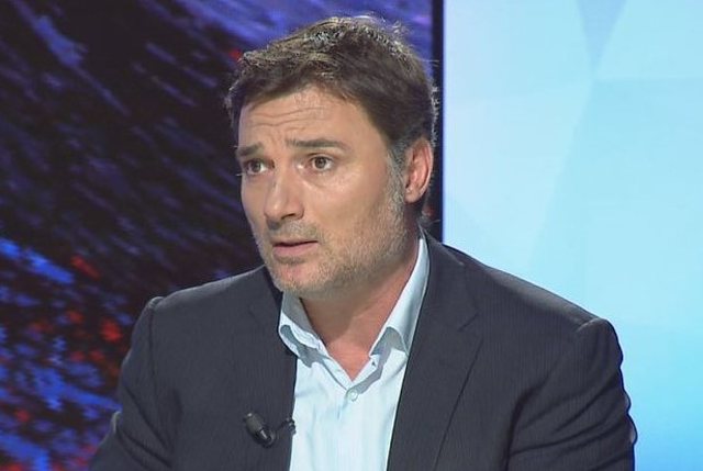 “Gjen armë me plumb në gojë po të kontrollosh makinat luksoze te Bulevardi”,Alibeaj fajësoi qeverin: Gati për shkrepje