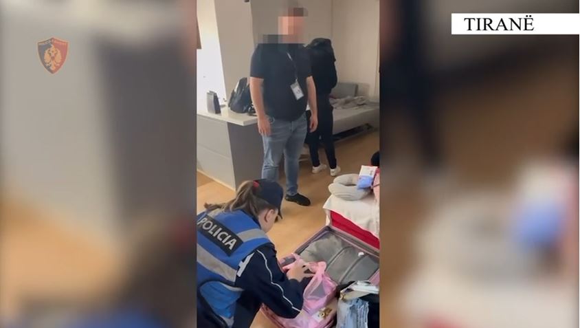Goditet baza e prostitucionit në Tiranë, arrestohet tutori 22-vjeçar dhe dy kolumbianet