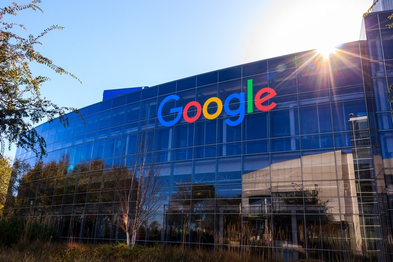 Google planifikon të investojë 15 miliardë dollarë në qendrat e të dhënave në Indi