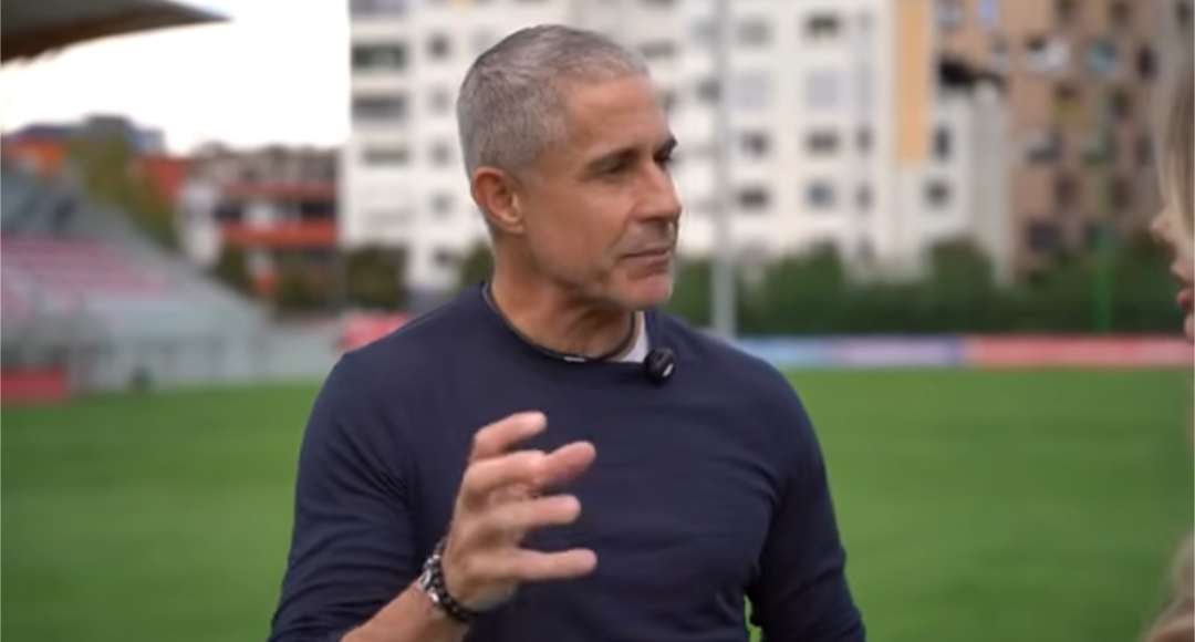 “Guardiola më dha filozofinë e lojës së bukur”, Silvinjo flet për trajnerët me të cilët ka punuar: Premtoj se do t’i ftoj në Tiranë