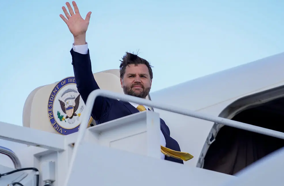 Hamasi: Procesi i kthimit të trupave kërkon kohë; JD Vance drejt Izraelit për shpëtimin e armëpushimit në Gaza