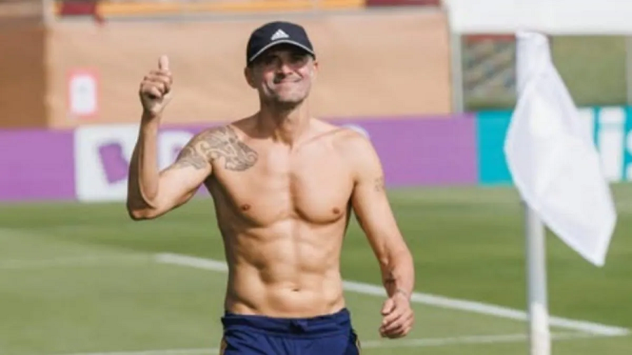 Harrojeni gjeniun e stolit, në Francë po i mhanit Luis Enrique-mania: “Gjyshi hiperaktiv”