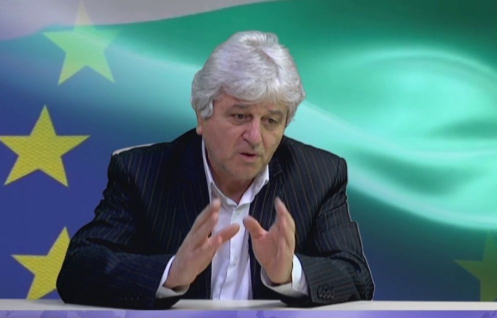 Historiani Grebenarov: Në RMV ka 250 mijë qytetarë me pasaporta bullgare