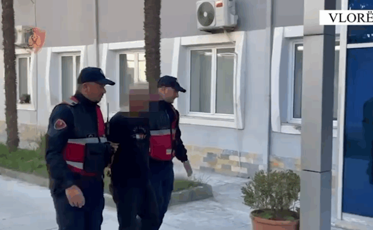 I dënuar me 10 vite burg në Itali, arrestohet në Vlorë (Emri)