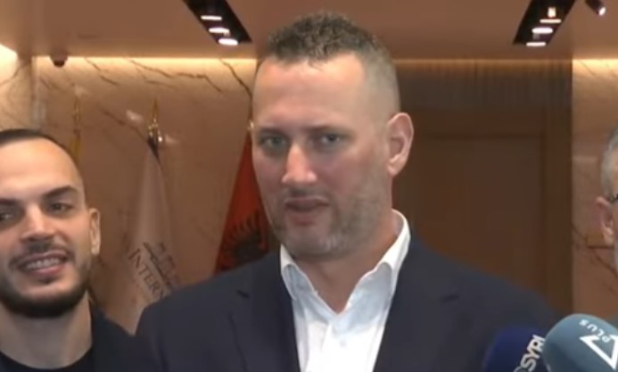 ‘I frytshëm’, Binaj takim me përfaqësuesit e opozitës: I gatshëm të takohem edhe me Berishën