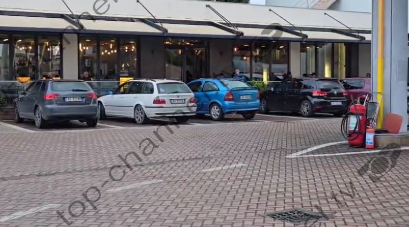 “I thashë s’ka kafe në këtë orë”, zbardhet dëshmia e plotë e kamerierit të lokalit ku ndodhi vrasja e dyfishtë: Flori ndërhyri për të më dalë në krah…