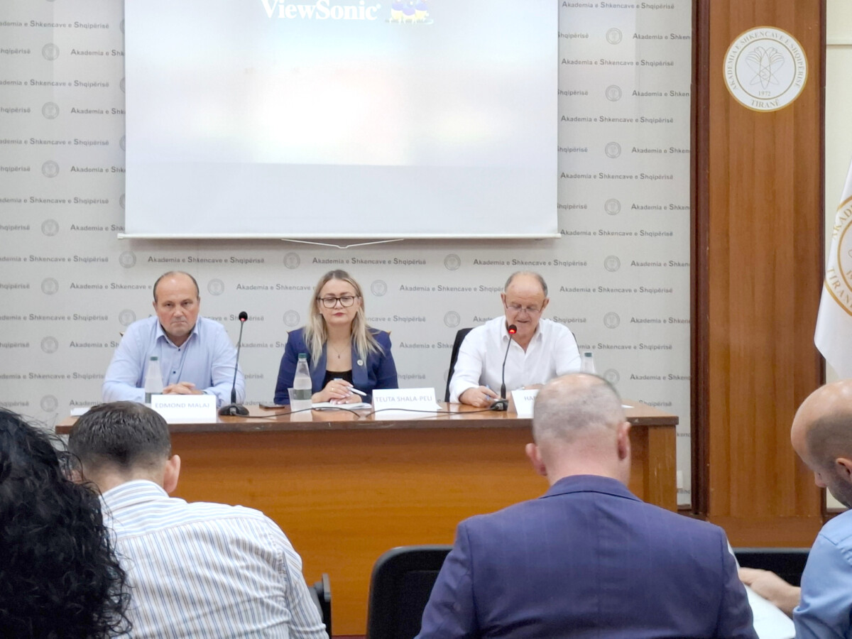 Identiteti kulturor dhe fetar në trojet shqiptare, historianët mblidhen në konferencë shkencore