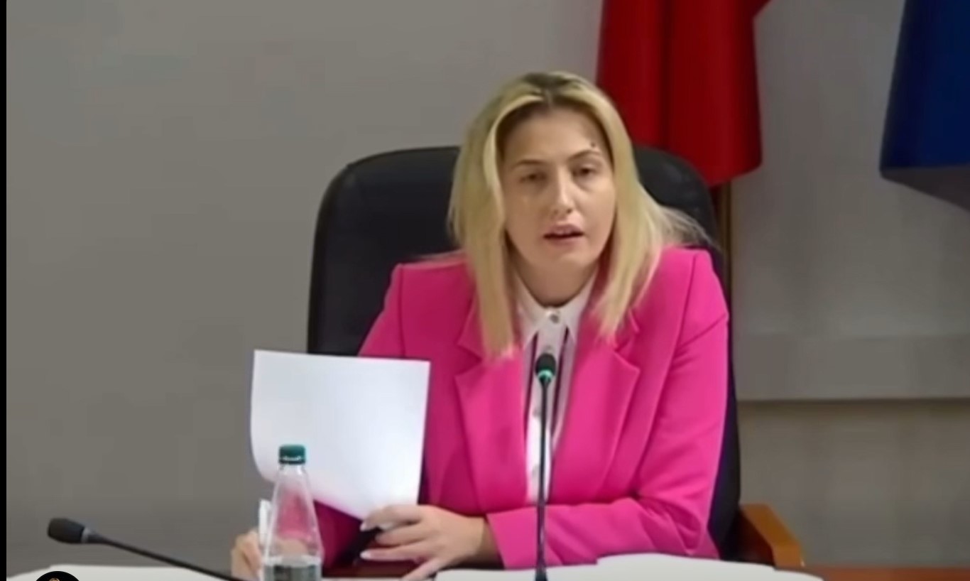 Ina Zhupa: Skandal, Via Egnatia qenka shkatërruar me miratim nga Instituti i Trashëgimisë Kulturore!!