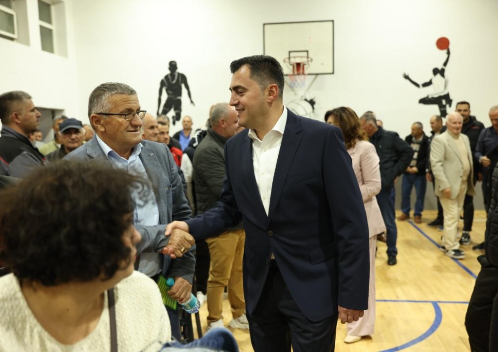 Investime në rrugë dhe sheshe pallatesh. Rajoni nr. 6 vendosi përparësitë e vitit 2026