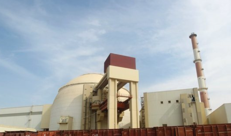 Irani: S’jemi të detyruar të respektojmë “kufizimet” për programin bërthamor