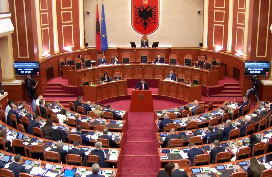 Irena Gjoka e dënuar në shtetin grek, pse vijon ende punën? Dumani: Çështja po hetohet, në dorë të prokurorit të çështjes nëse ka ose jo vepër penale