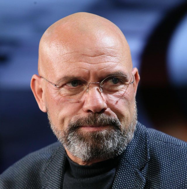 Ironia e Manjanit me “të pavarurit e PD”: E sigurt që Florjan Binaj nuk është Florjana Garo?!