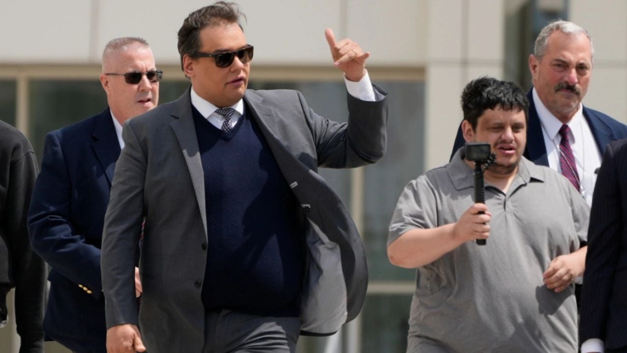 Ishte dënuar me 7 vite burg për korrupsion dhe falsifikim identiteti, Trump i jep amnisti ish-kongresmenti republikan, George Santos