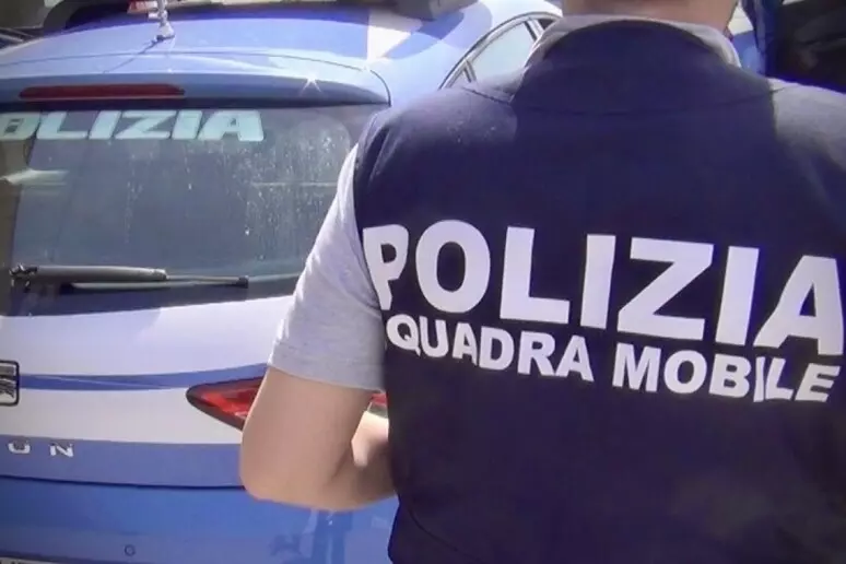 Iu gjetën 15 kg hashash në apartament, arrestohet 52-vjeçari shqiptar në Itali