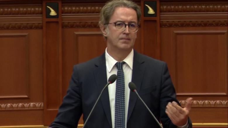 “Ju jeni me horrin, të fortin e lagjes dhe oligarkun”, Alizoti: U vidhni ilaçet fëmijëve dhe të sëmurëve me kancer