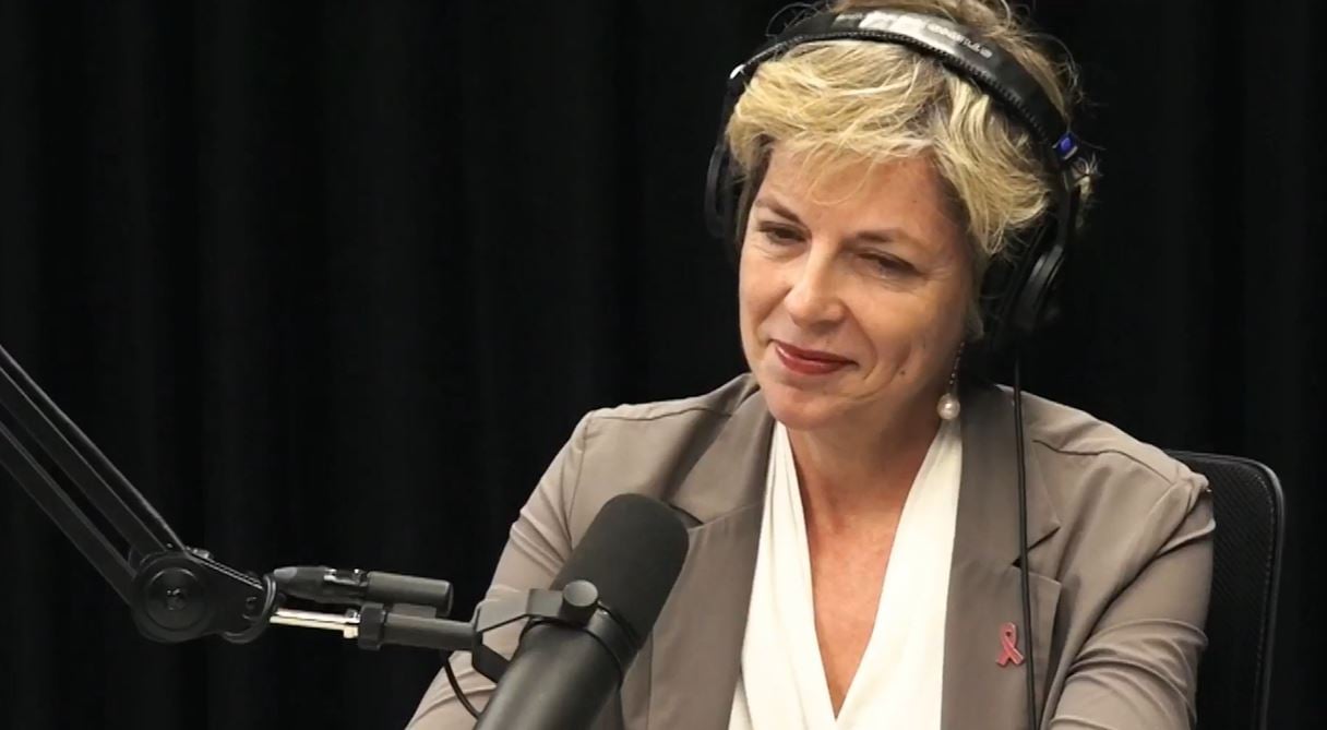 “Ke një karrierë të gjatë, si fjalimet e mia”/ Rama fton në Podkast ministren e re të shëndetësisë, kryeministri me batuta: Duhet të bësh stërvitje me shqipen  