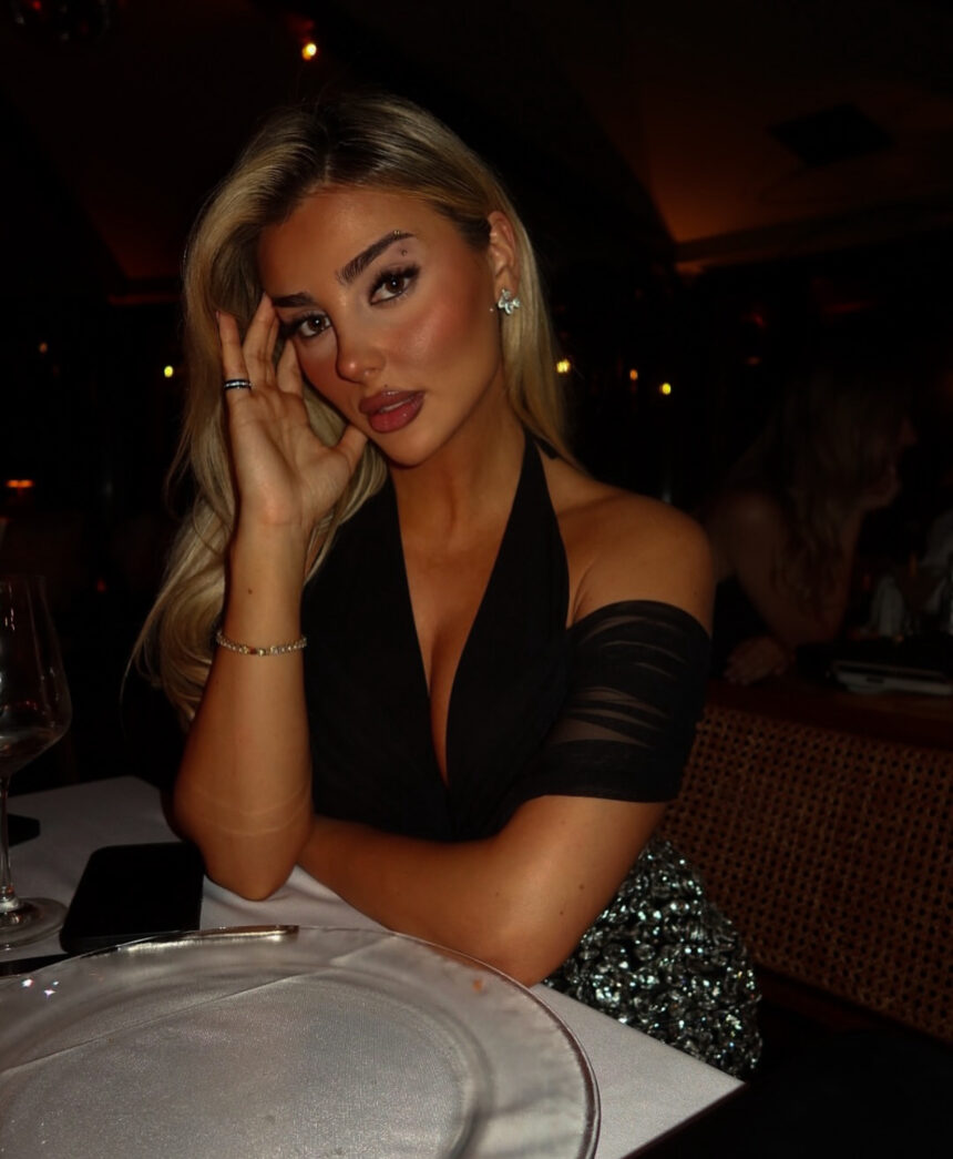 Këngëtarja Bay T në dhimbje, ndalon përkohësisht projektet muzikore