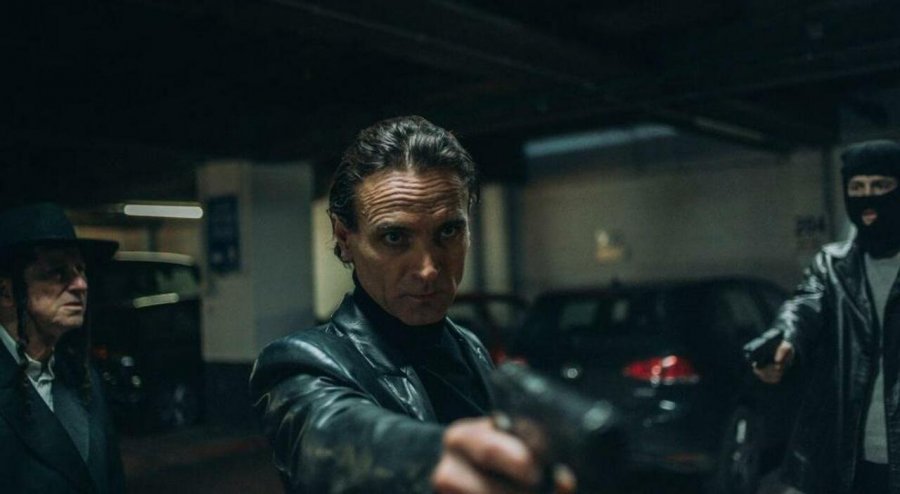 Klanet marrin tendera në këmbim të votave/ Gazeta italiane: Si u kthye Shqipëria në narko-shtet!