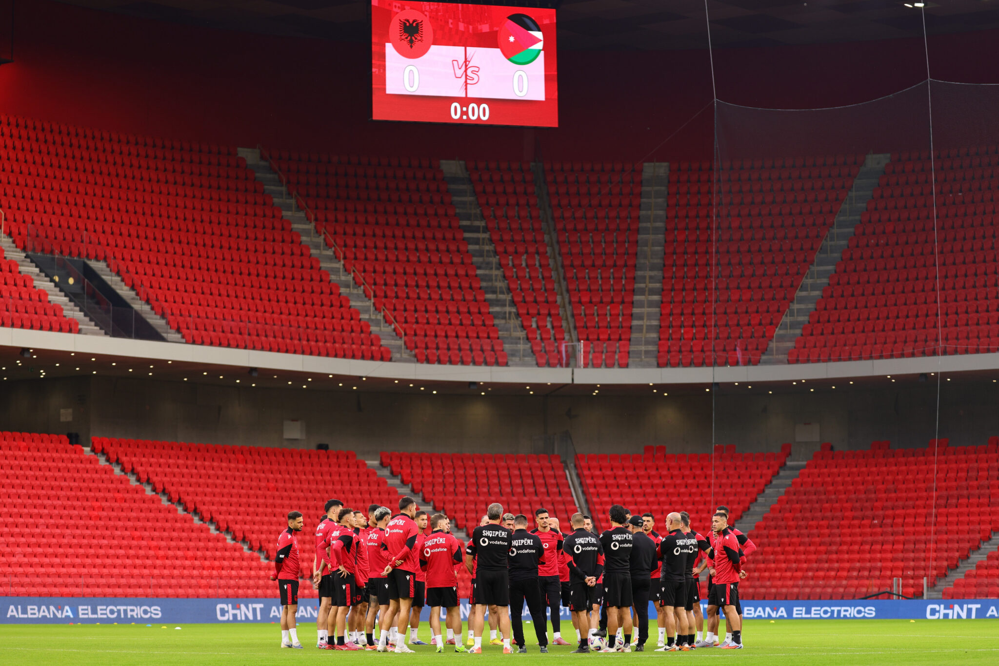 Kombëtarja mbyll përgatitjet për ndeshjen ndaj Jordanisë në “Air Albania”