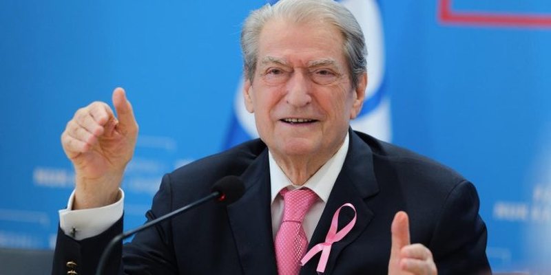 “Konflikt interesi i hapur”, Berisha denoncon: Avokatja dhe motra e Ballukut në SPAK, pa regjistrim ligjor mund të…