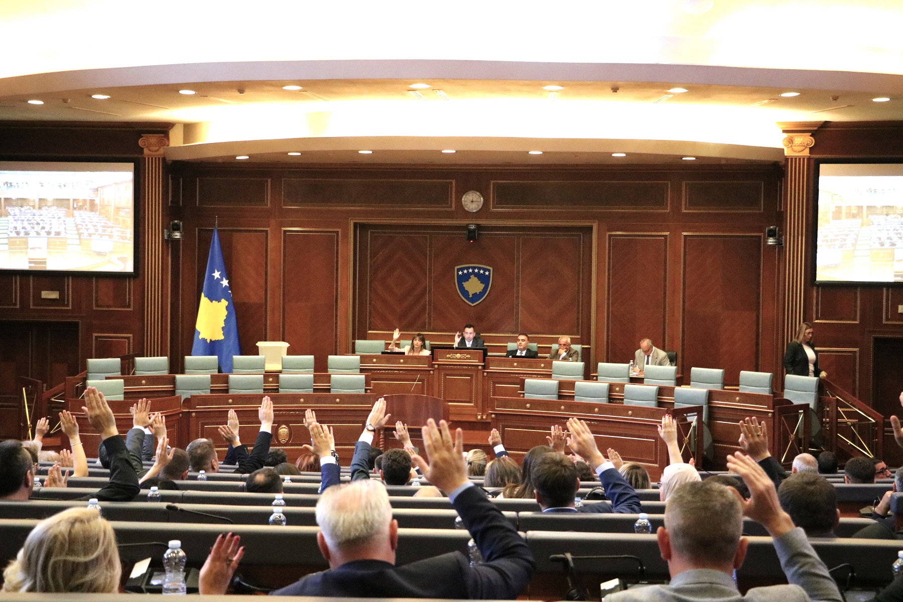 Konstituohet Kuvendi i Kosovës, zgjidhet edhe nënkryetari serb