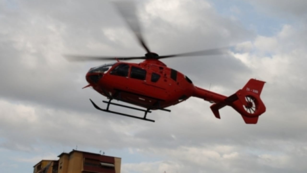 Konsumoi një sasi tabletash, transportohet me helikopter drejt Tiranës 12-vjeçarja nga Delvina