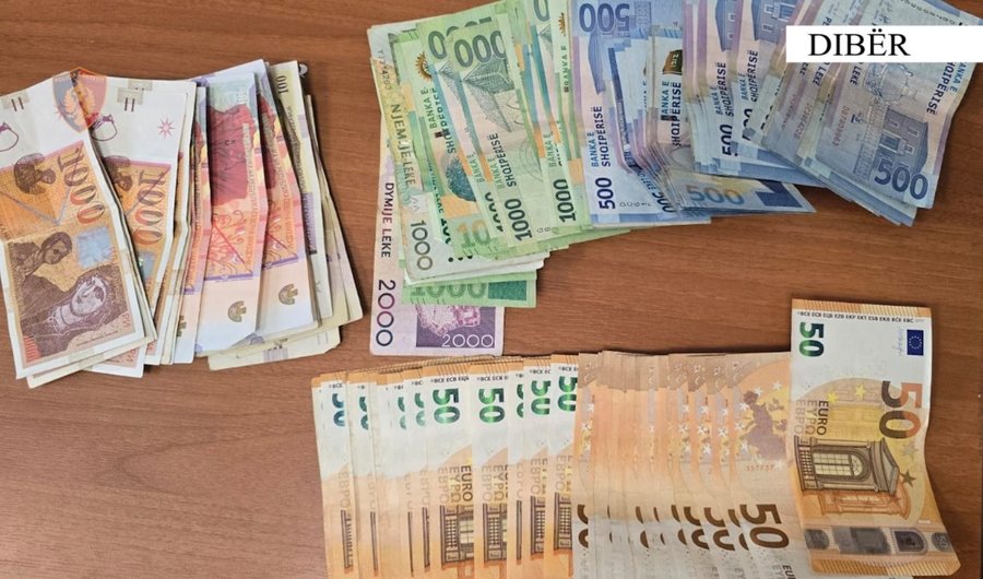 Kontrabandë në Bllatë, mes të arrestuarve dhe një doganier