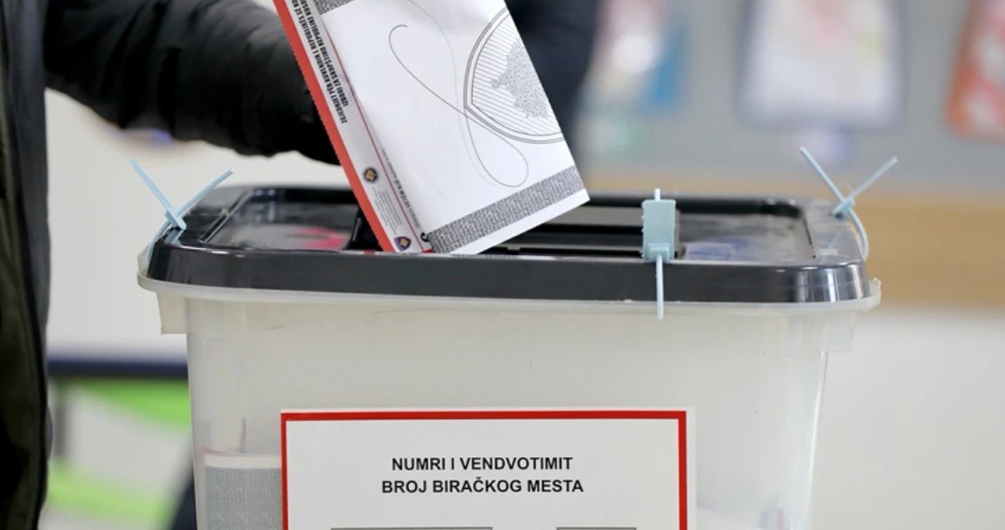 Kosova voton për zgjedhjet lokale, hapen qendrat e votimit