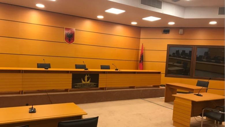 KPA kthen në detyrë gjyqtarin dhe dy prokurorët, shkuan për riedukim në Shkollën e Magjistraturës