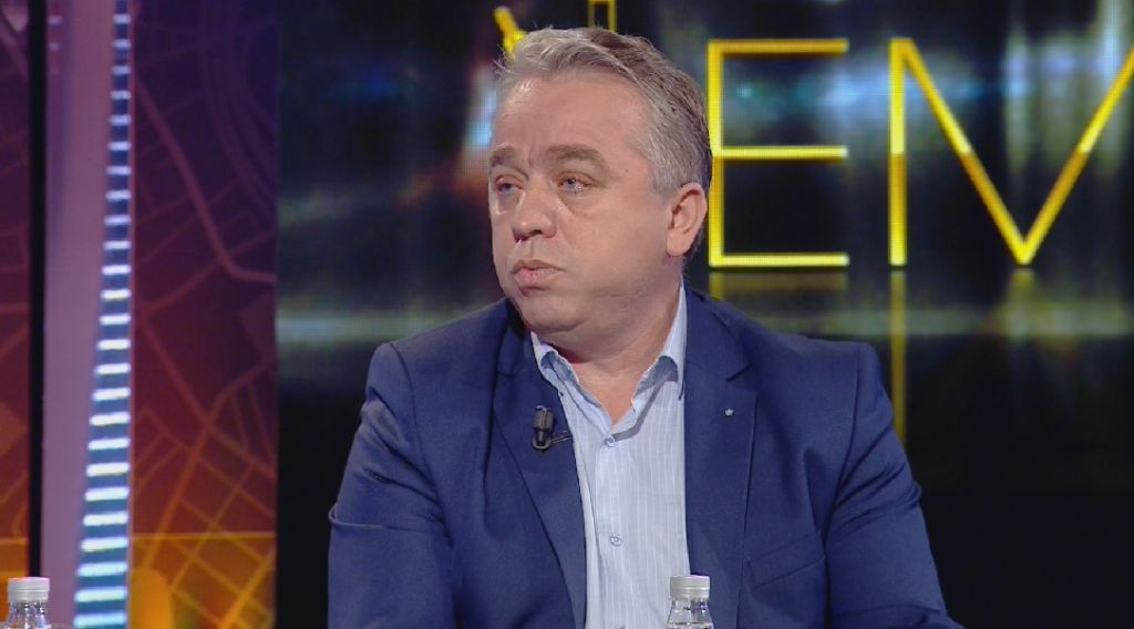 Krasniqi: Po krijohet precedent i rrezikshëm me shkarkimin e Veliajt, mund të ndodhë në çdo bashki