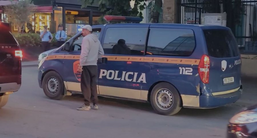 Krim në familje, djali vret me thikë babanë në Durrës