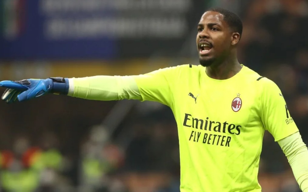 Krisje totale mes Maignan dhe Milanit, kuqezinjtë gati të nxjerrin në treg francezin dhe gjejnë zëvendësuesin e tij