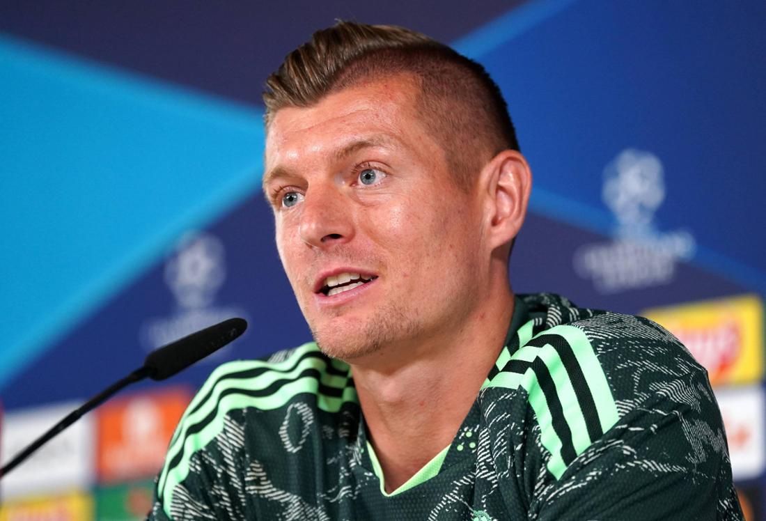 Kroos si “analist” i Barcelonës: Nuk e zëvendësuan Iñigo Martínez dhe tani iu mungon shumë