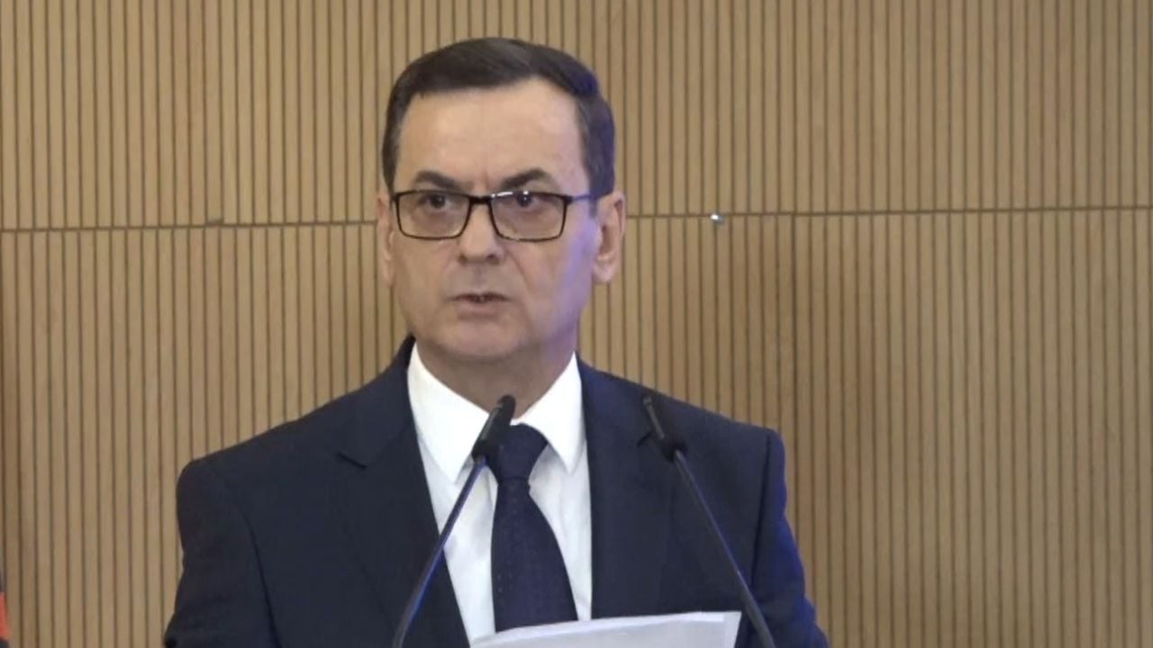 Kryegjyqtari shmanget/ Kreu i Gjykatës së Lartë nuk sqaron pse audio dhe procesverbali nuk përputhen