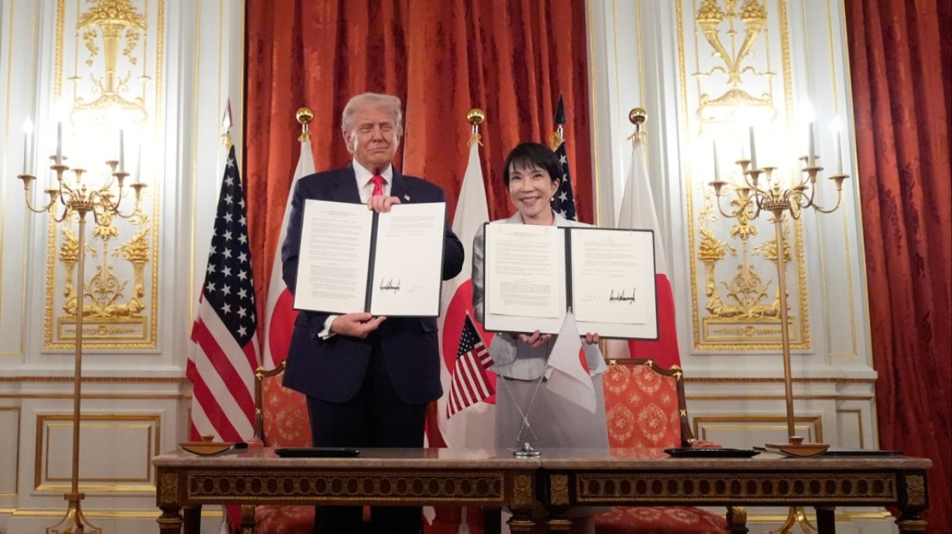 Kryeministrja japoneze do ta nominojë Trumpin për Çmimin Nobel për Paqen