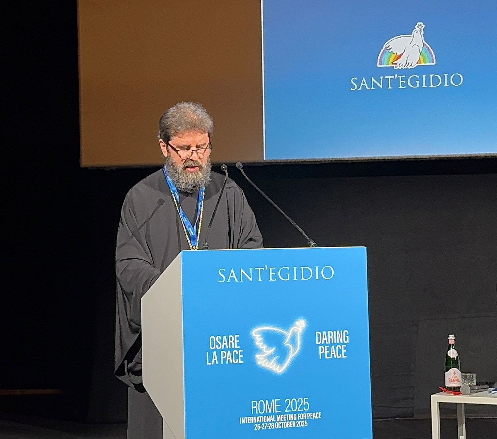 Kryepiskopi Joan nga Roma: Vetëm dashuria që buron nga Perëndia mund të bashkojë botën