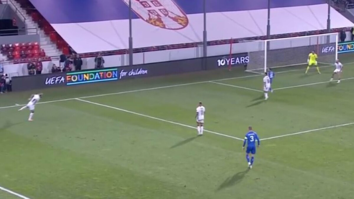 Kuqezinjtë në avantazh, tension në minutat e fundit në Leskovc, Manaj lë fushën i dëmtuar, në vendin e tij Daku