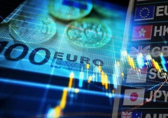 Kursi i këmbimit 25 tetor 2025, me sa shiten dhe blihen sot euro dhe dollari
