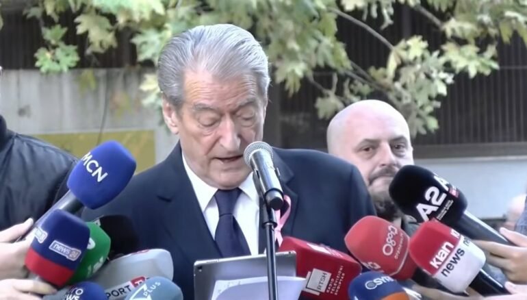 Kushtetuta/Berisha: Çdo vendim i Irena Gjokës, që nga dita që ka mashtruar në formularët e dekriminalizimit, është i pavlefshëm