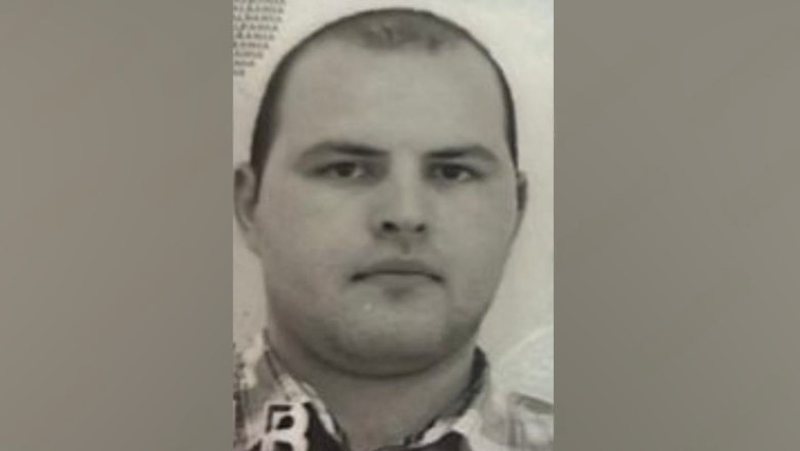 Ky është i riu që vrau gjyqtarin brenda sallës së gjyqit