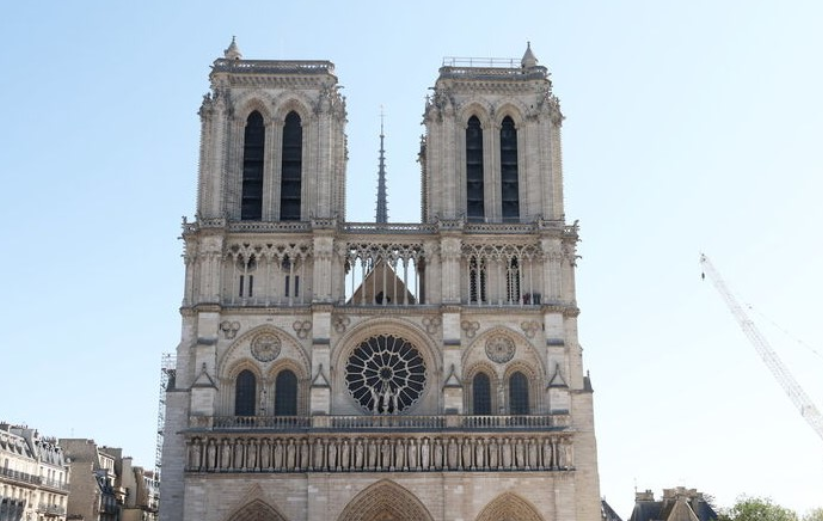 Letra anonime që alarmoi Parisin: Mos e hapni Katedralen Notre-Dame, do ketë masakër